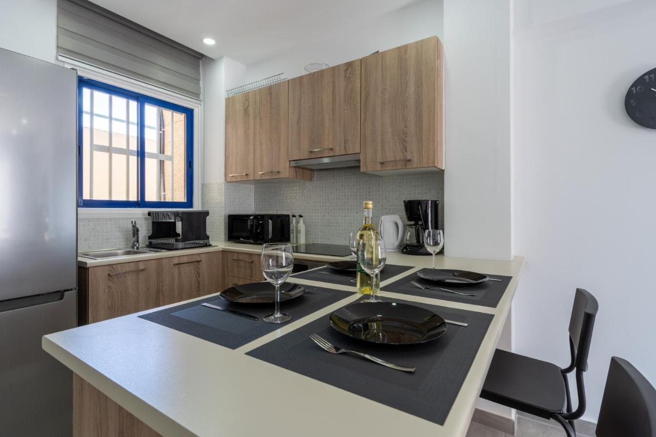 Odyssey - Captivating 2-Bedroom Retreat In 라르나카 외부 사진