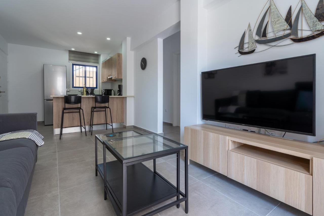 Odyssey - Captivating 2-Bedroom Retreat In 라르나카 외부 사진